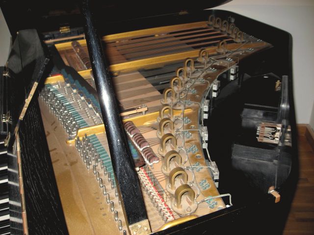 568026154_144.jpg