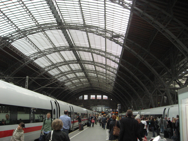 Leipzighauptbahnhof1.jpg